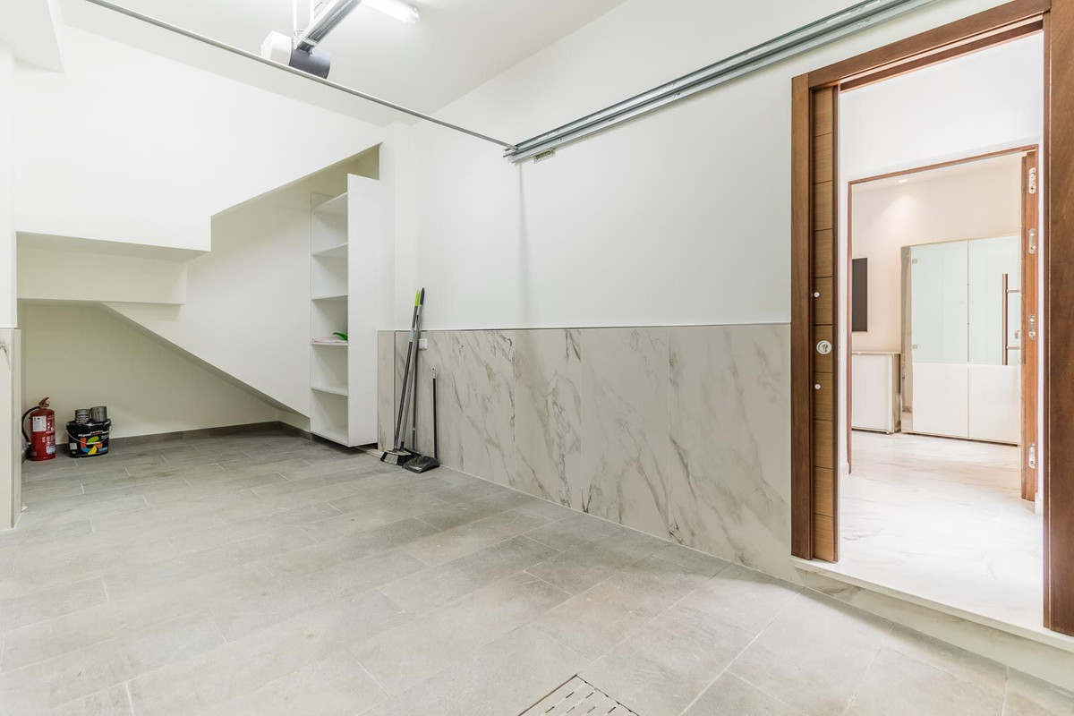 a11b5e08303acb879e5c71feaba92156 - 25