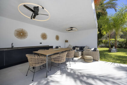 a4d6084e6d4cf99228253679925abddf - 11