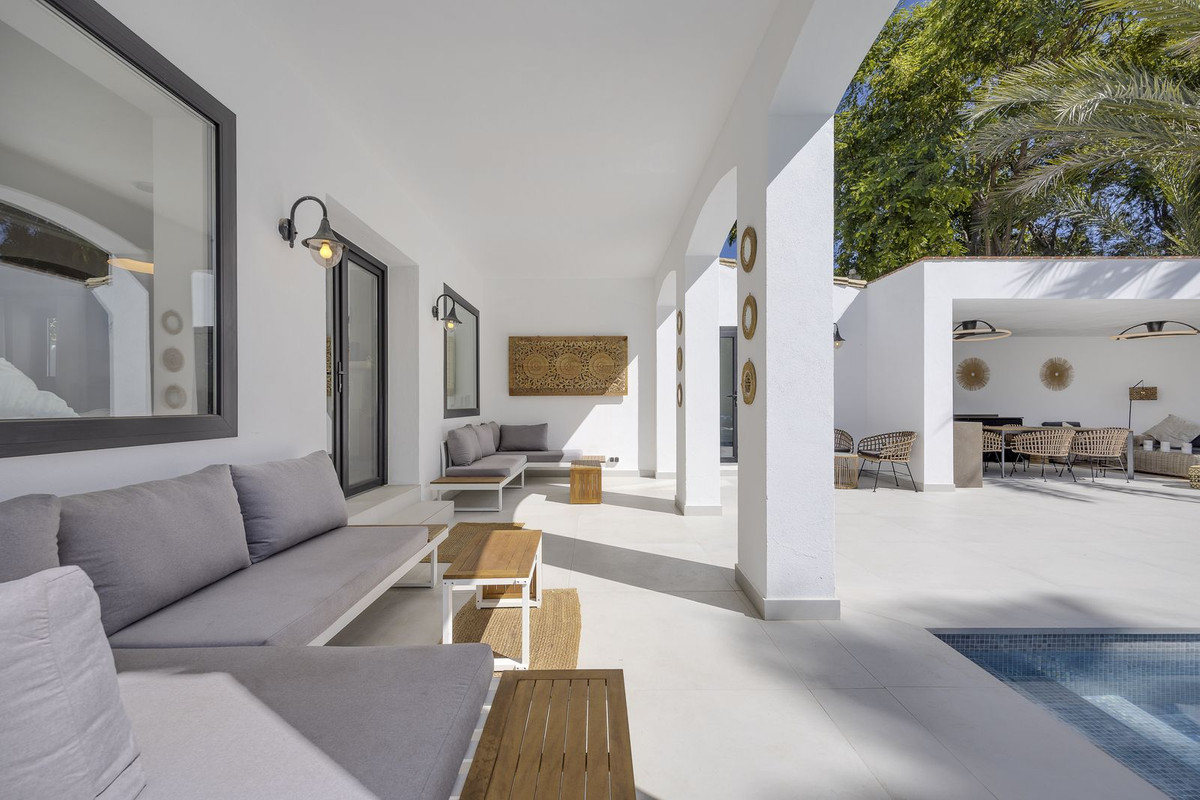 a4d6084e6d4cf99228253679925abddf - 16