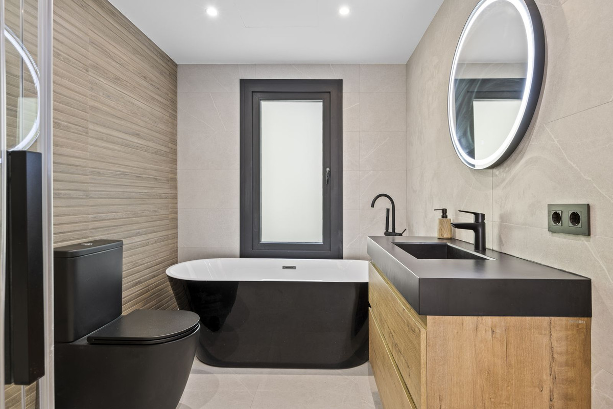 a4d6084e6d4cf99228253679925abddf - 35