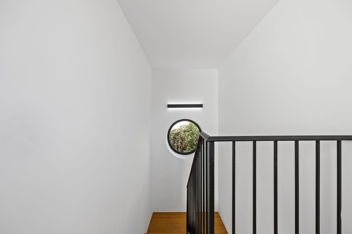 a4d6084e6d4cf99228253679925abddf - 37