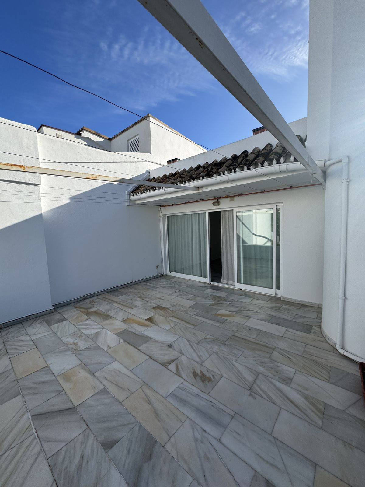 a52bcfbb24ce5f08f3f8001768f875d8 - 13