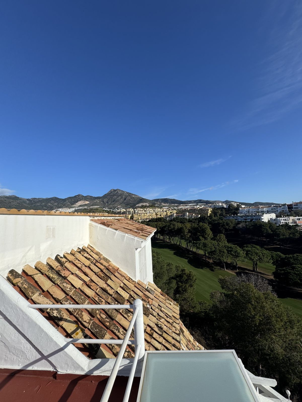 a52bcfbb24ce5f08f3f8001768f875d8 - 17