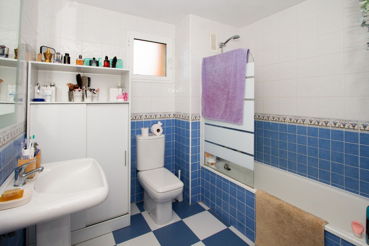 a7edf4997a92930e4cf2f7da5d193f34 - 14