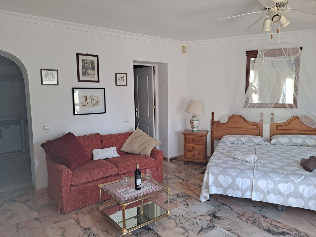 a843f9b138b966d516616012ea9a0dfc - 10