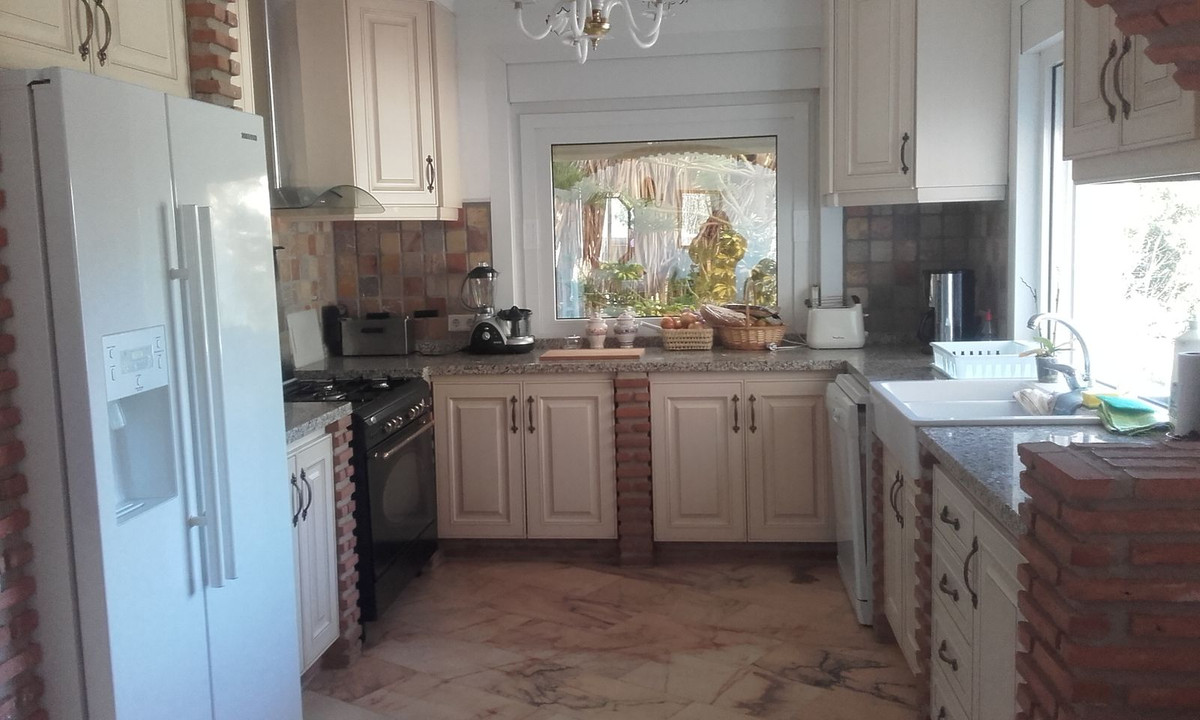 a843f9b138b966d516616012ea9a0dfc - 13