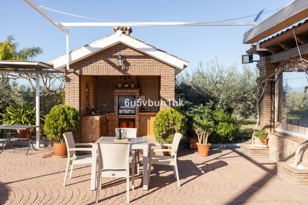 a85824ae245ee659db6a28d91d55fe10 - 11