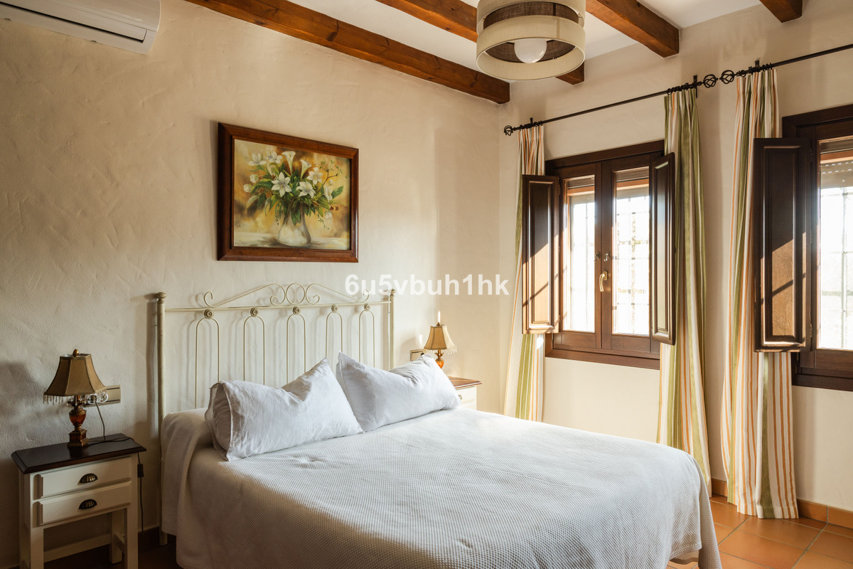 a85824ae245ee659db6a28d91d55fe10 - 30