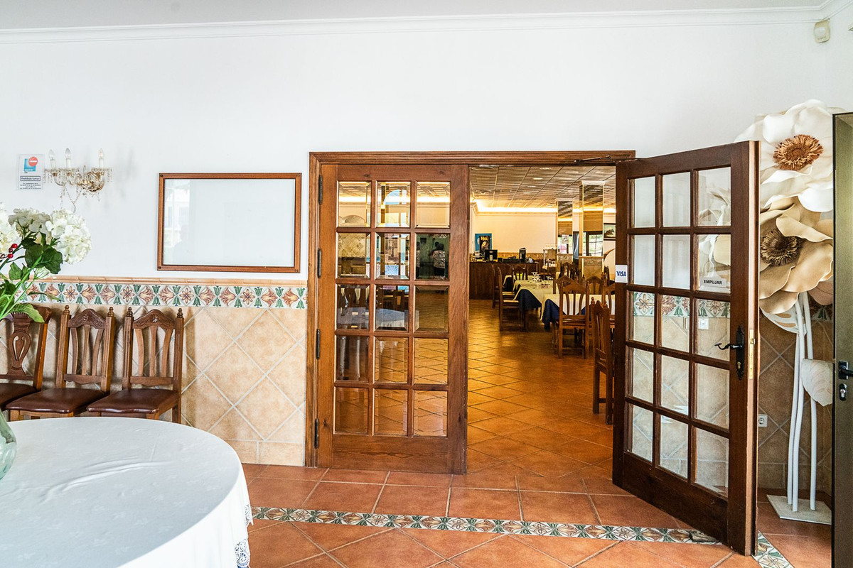 ab433ddc29b28b76893b8526ec7c29c6 - 11