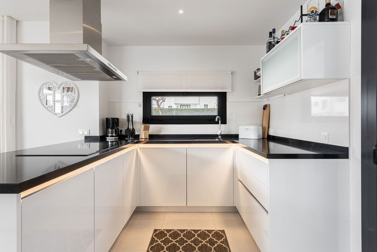 b0c49c4bcd82a3e02a48ad17f6eb54a9 - 12