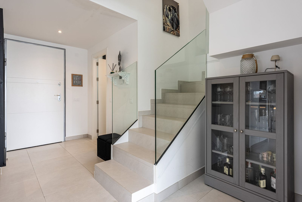 b0c49c4bcd82a3e02a48ad17f6eb54a9 - 14