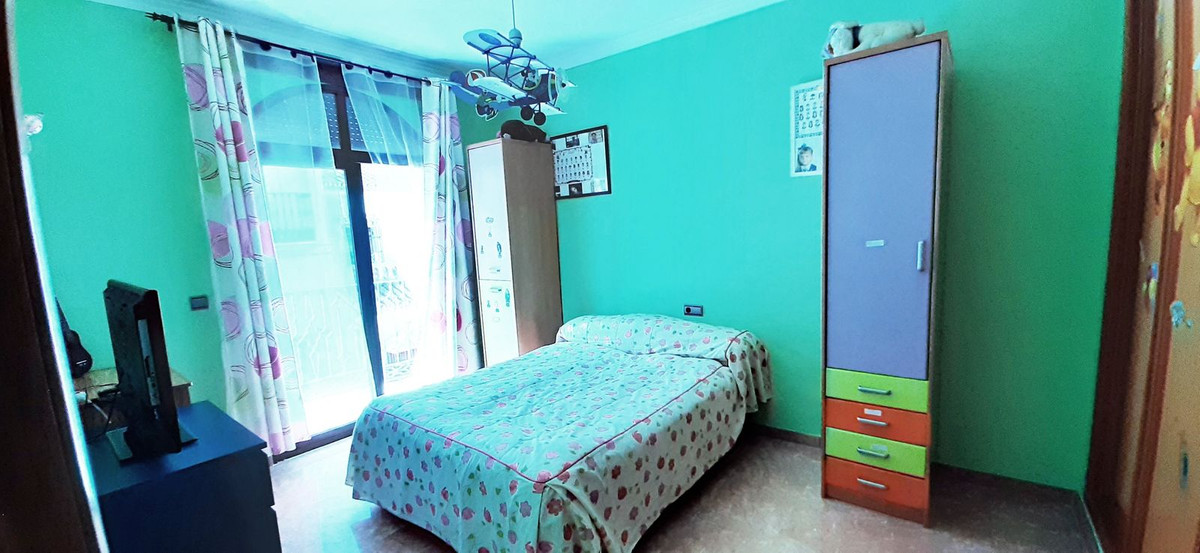 b395d04e27bd671b147ac8fb90af05ae - 13