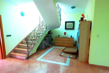 b395d04e27bd671b147ac8fb90af05ae - 18