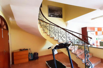 b395d04e27bd671b147ac8fb90af05ae - 32