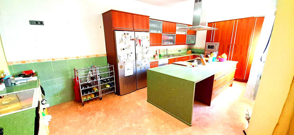 b395d04e27bd671b147ac8fb90af05ae - 7