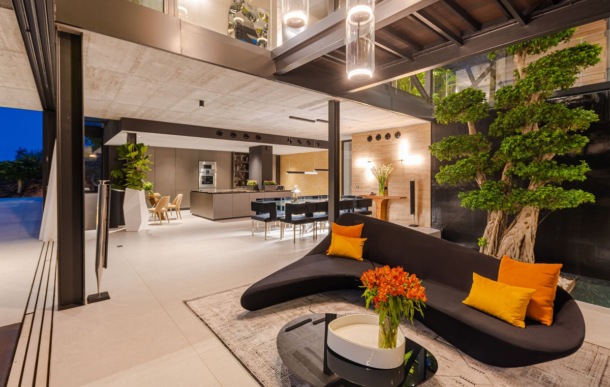 b68c567261645529f1b61c7234a0d8be - 13