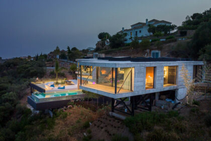 b68c567261645529f1b61c7234a0d8be - 19