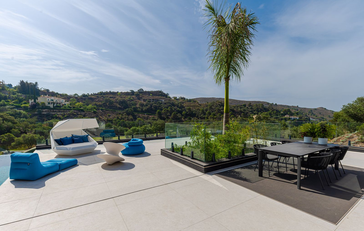 b68c567261645529f1b61c7234a0d8be - 23