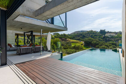 b68c567261645529f1b61c7234a0d8be - 3