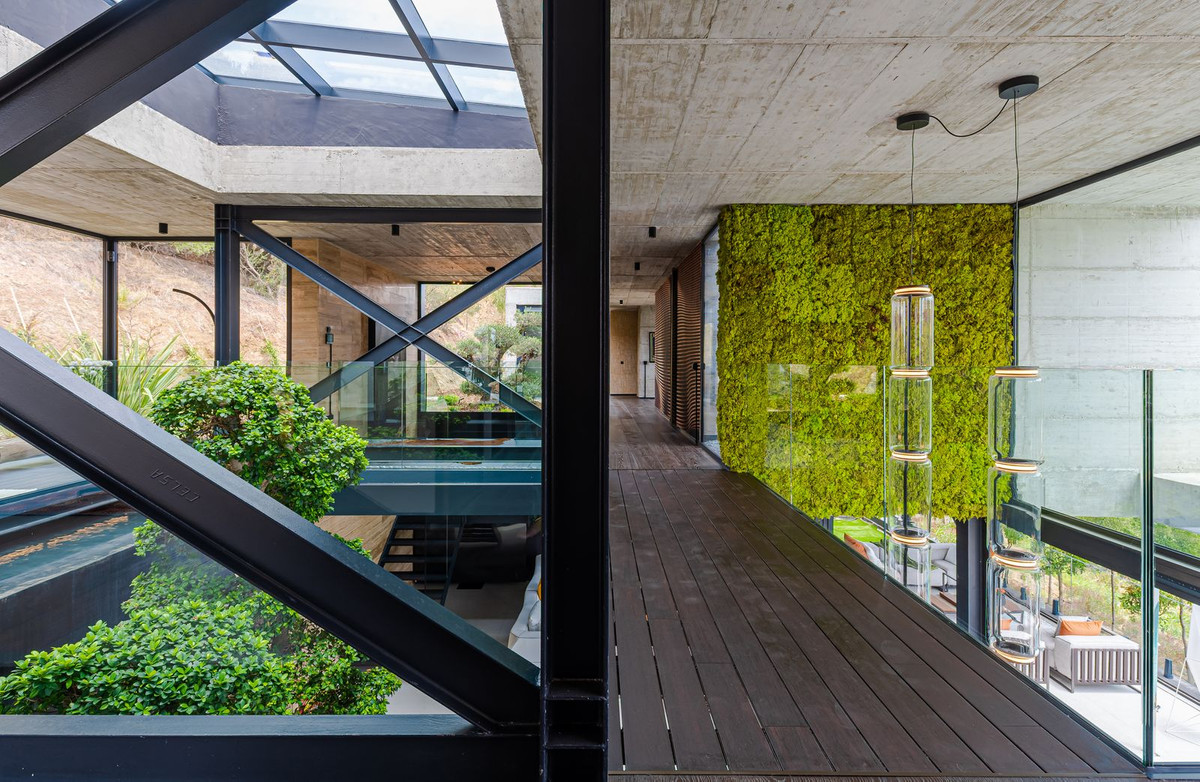 b68c567261645529f1b61c7234a0d8be - 41