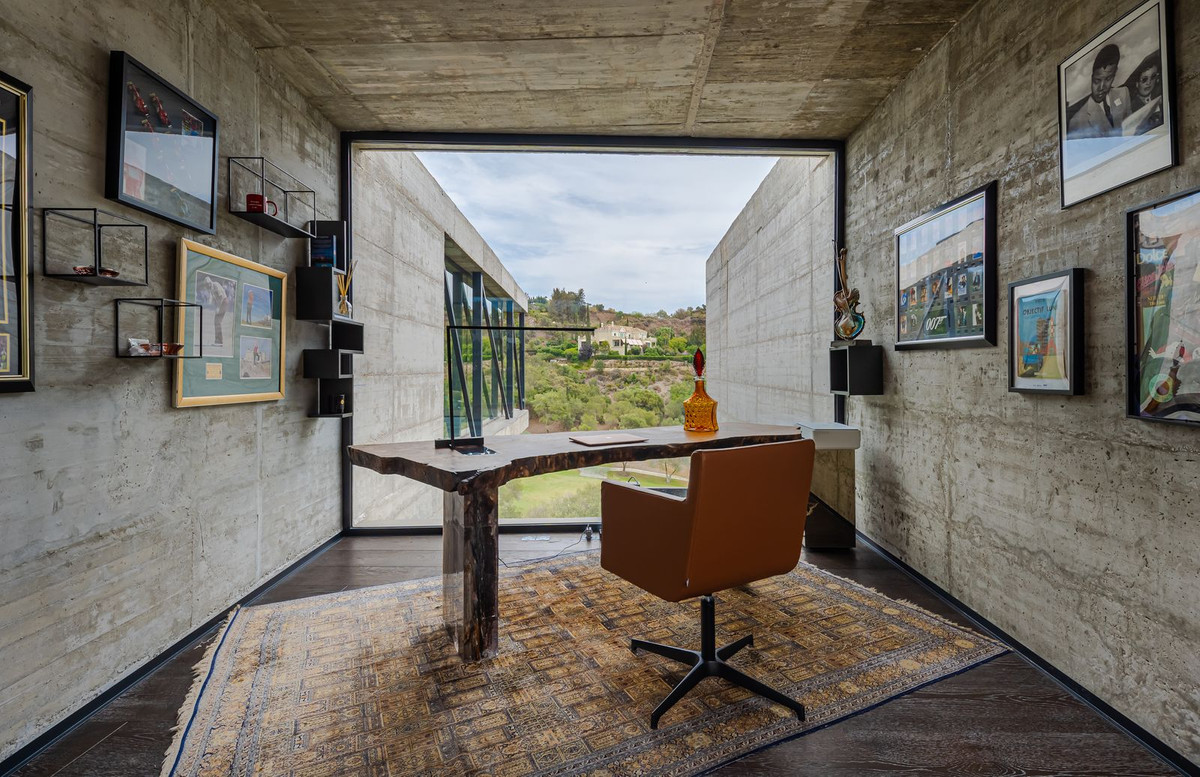 b68c567261645529f1b61c7234a0d8be - 43