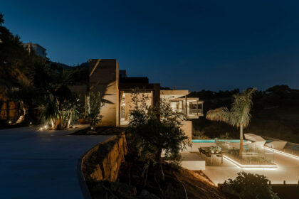 b68c567261645529f1b61c7234a0d8be - 51