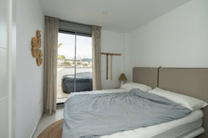 b6e2402a86284573b062c7d5fba1a6e8 - 10