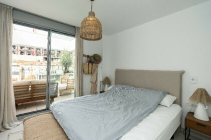 b6e2402a86284573b062c7d5fba1a6e8 - 19