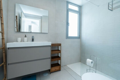 b6e2402a86284573b062c7d5fba1a6e8 - 20