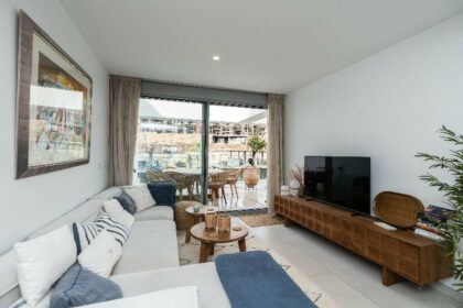 b6e2402a86284573b062c7d5fba1a6e8 - 7