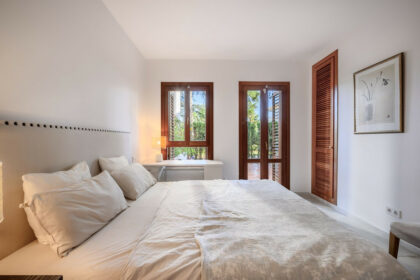 bbcc4c7c30e54046a1708b804048c8cf - 14