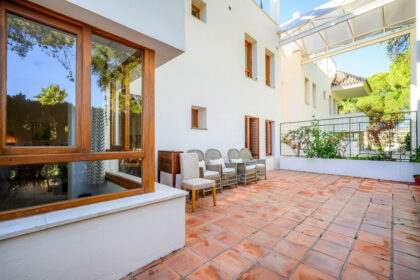 bbcc4c7c30e54046a1708b804048c8cf - 16