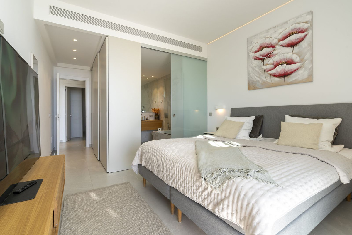 bcb5e0717e9ca0ec978cadf7895d5efa - 11