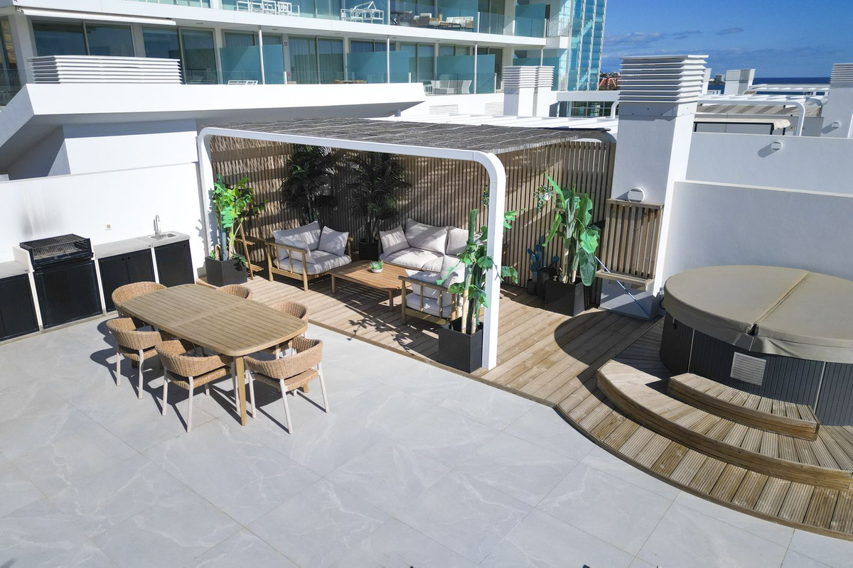 bcb5e0717e9ca0ec978cadf7895d5efa - 15