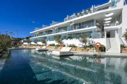 bcb5e0717e9ca0ec978cadf7895d5efa - 24