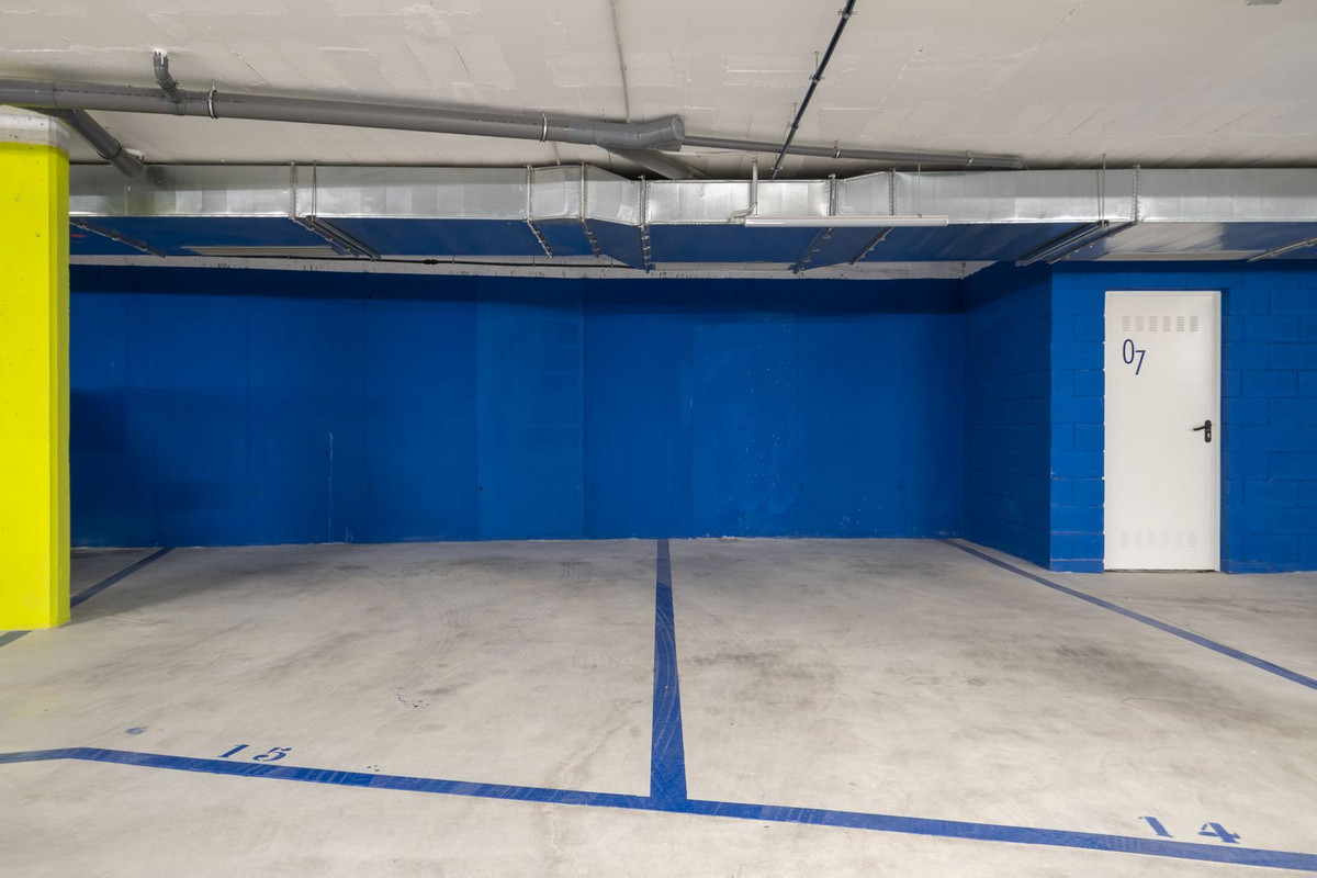 bcb5e0717e9ca0ec978cadf7895d5efa - 30