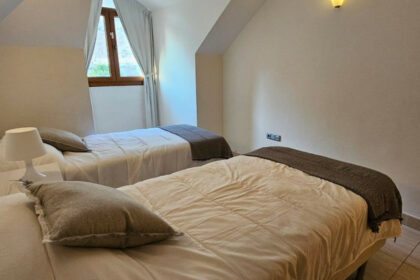 be46be83da17fc928034c4afe19c7000 - 15