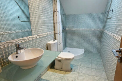 be46be83da17fc928034c4afe19c7000 - 19