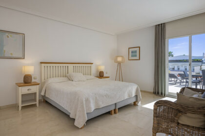 bf8a0d8fe4f3d87896a13e9579e94d5f - 17