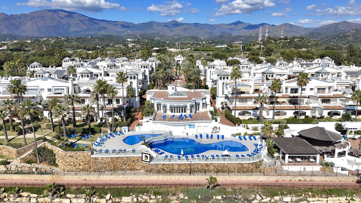 bf8a0d8fe4f3d87896a13e9579e94d5f - 2