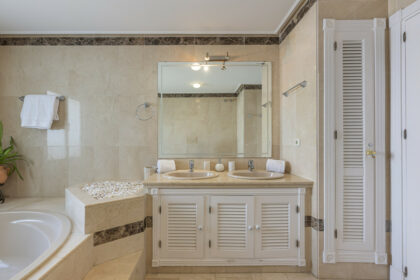 bf8a0d8fe4f3d87896a13e9579e94d5f - 21