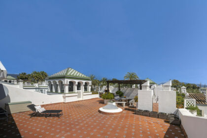 bf8a0d8fe4f3d87896a13e9579e94d5f - 30