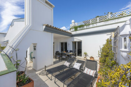 bf8a0d8fe4f3d87896a13e9579e94d5f - 8