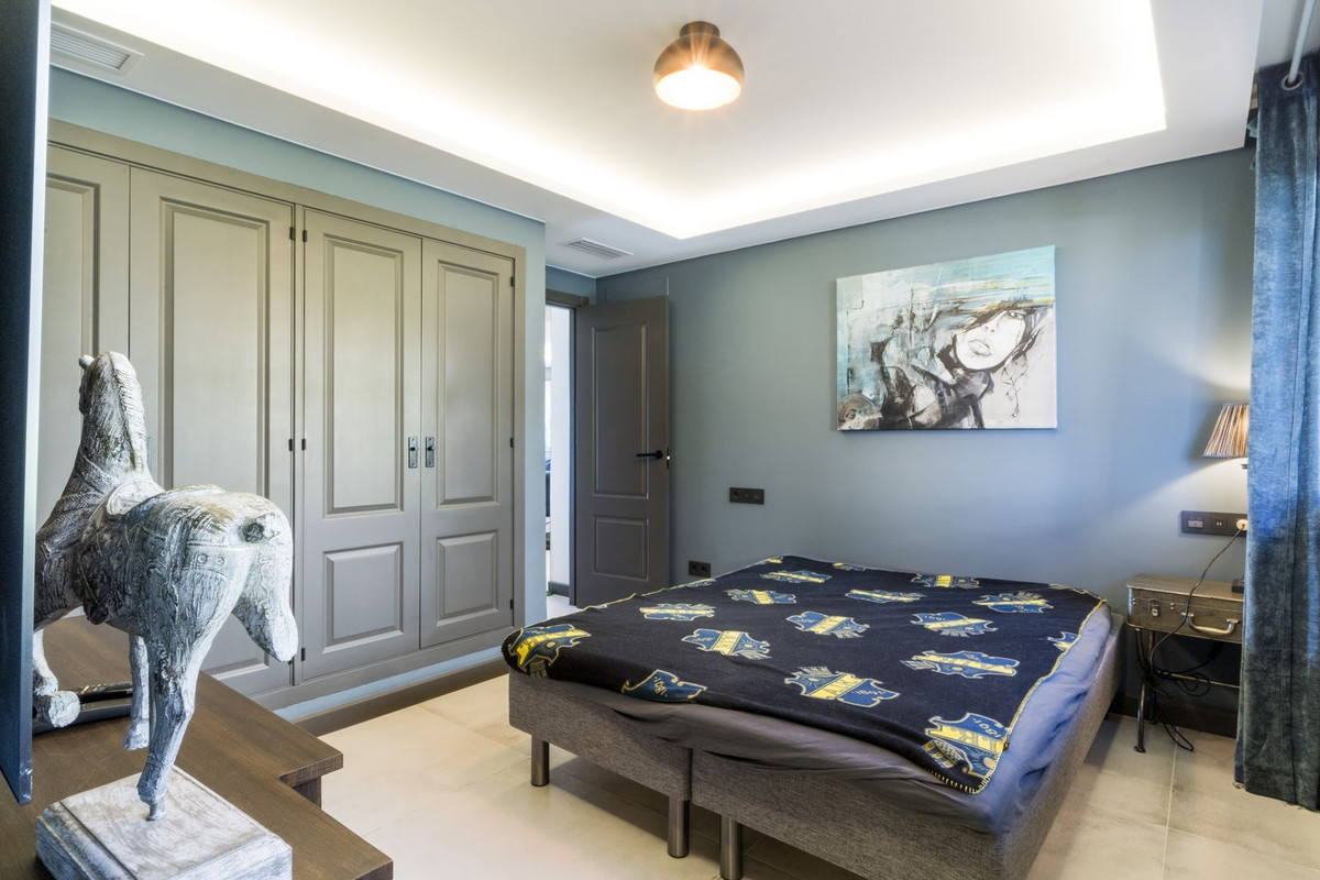 c0f928c73b75bd5b66559333a0932293 - 23