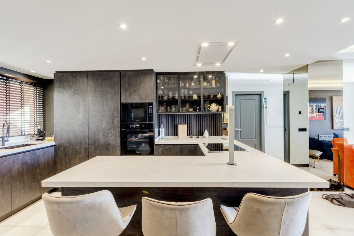 c0f928c73b75bd5b66559333a0932293 - 48