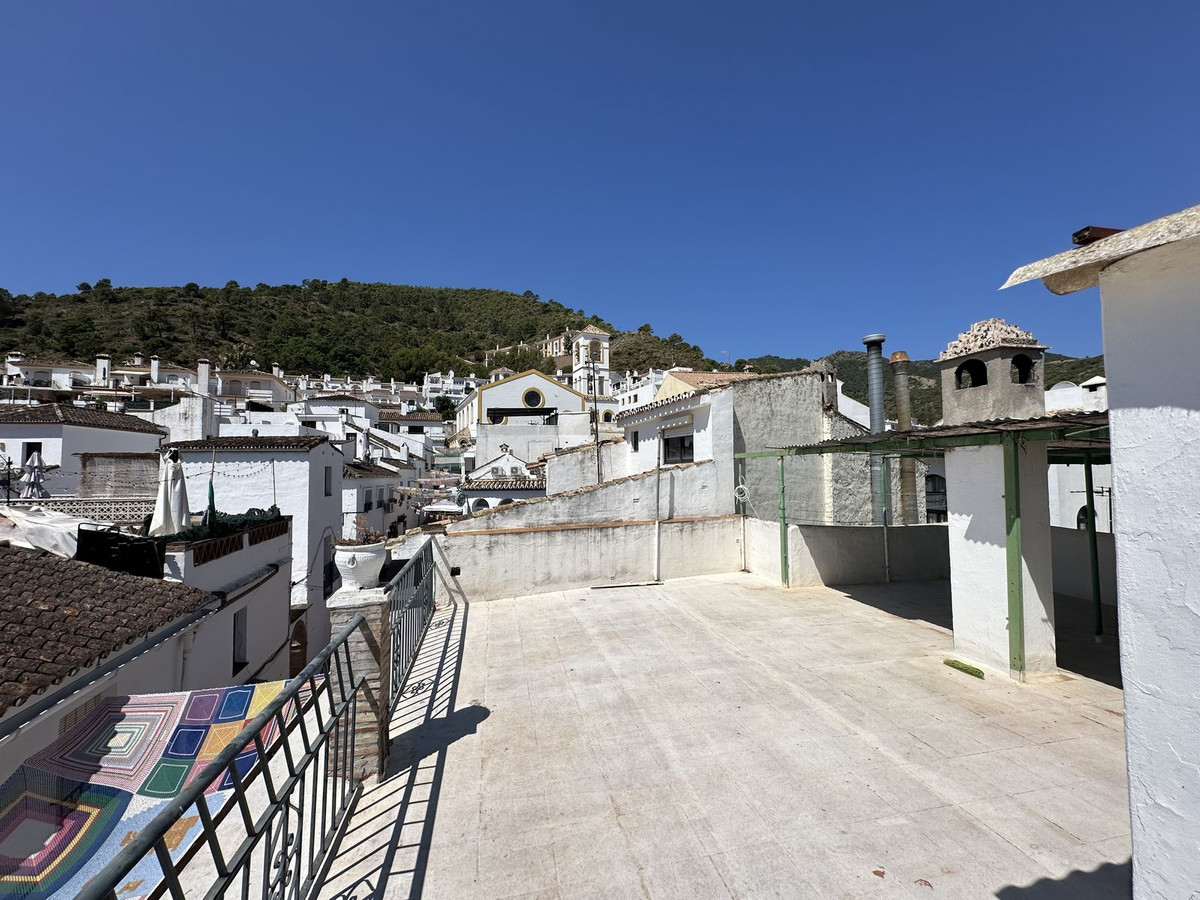 c3ebd0ab986fa681a1139d73a1f48156 - 9