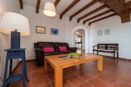 c65d47fb405766f235f2ff6115b72806 - 11