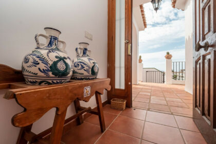 c65d47fb405766f235f2ff6115b72806 - 25