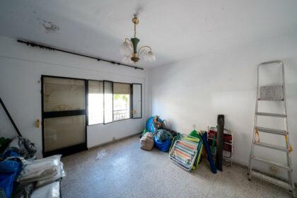 cc4a1f6b44f1407186564e3fdafe1c5a - 10