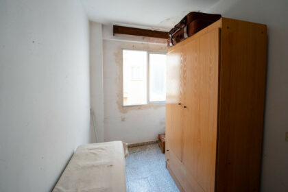 cc4a1f6b44f1407186564e3fdafe1c5a - 11